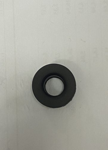33712KT1670 GOMMINO FANALE POST.