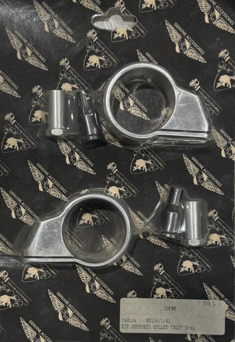 AU136/1/41 KIT SUPPORTO BULLET