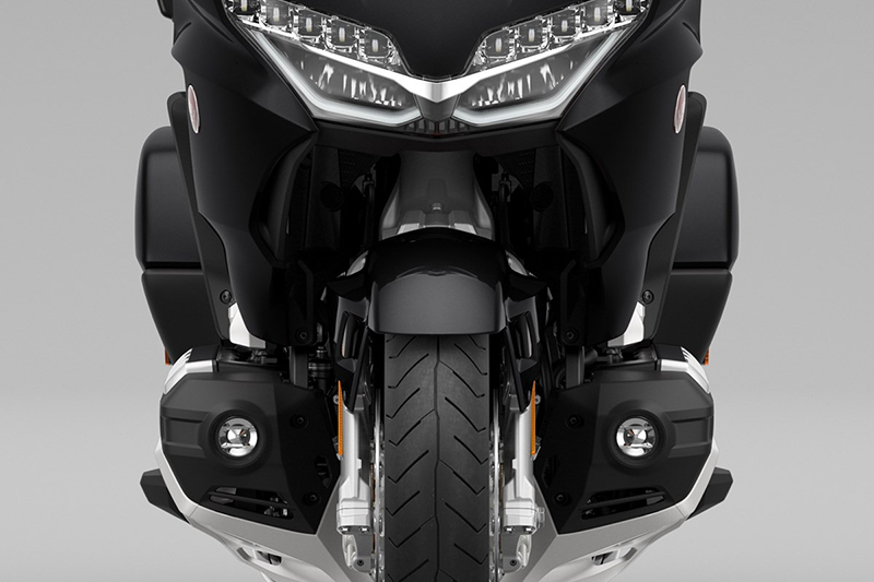 413838_23YM_HONDA_GOLD_WING_TOUR