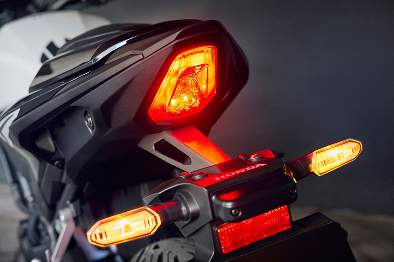 458270_24YM_CB500_HORNET