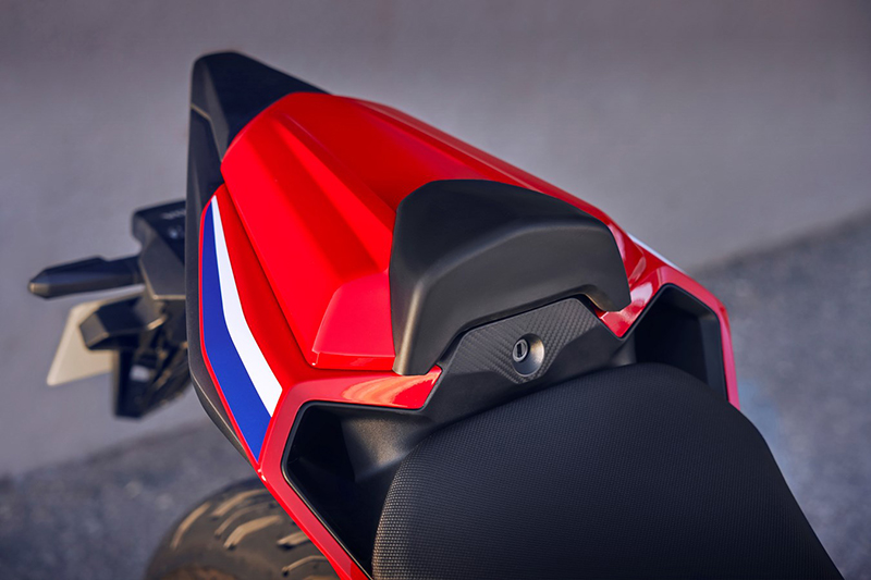 458328_24YM_HONDA_CBR500R