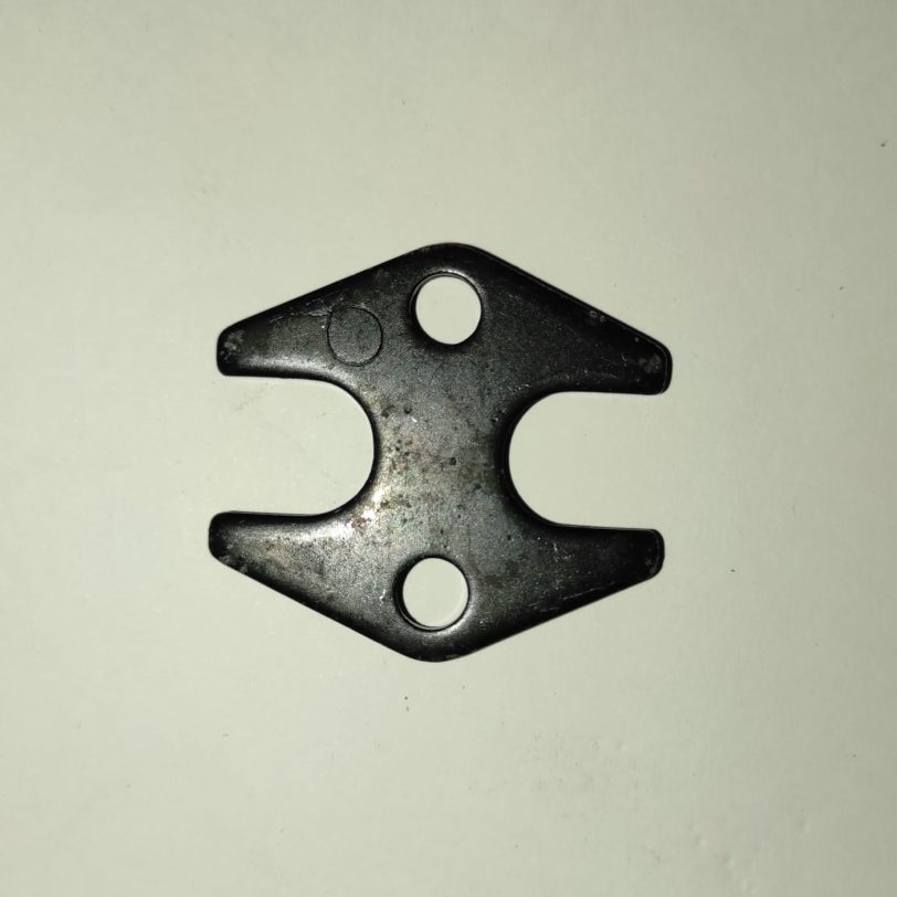 15630MG3000 PIASTRA