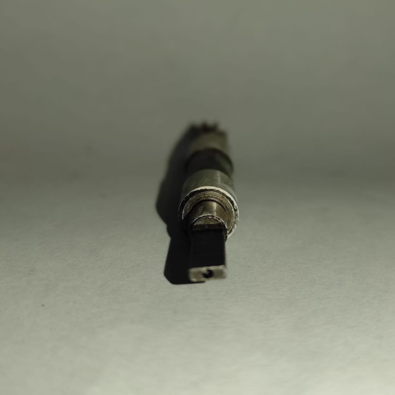 12431MG2000 INGRANAGGIO C/GIRI - immagine 2