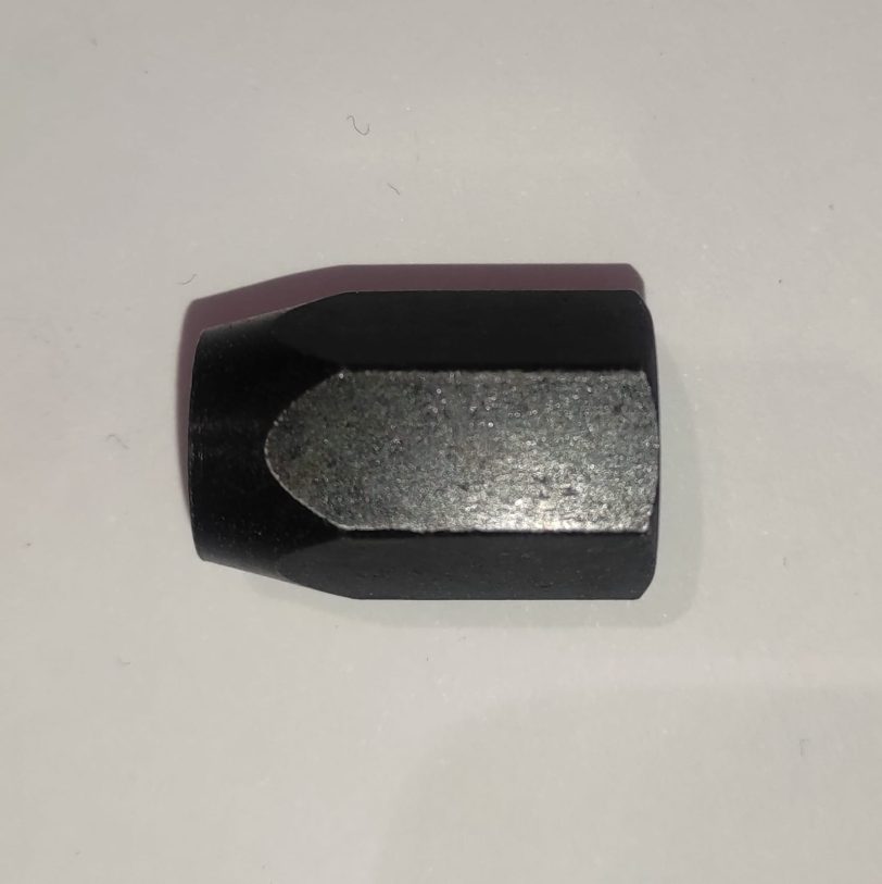 90314GCG930 DADO SPECIALE 8MM
