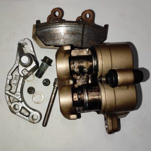 45100ML7007 ASS. PINZA ANT. S. (NISSIN)