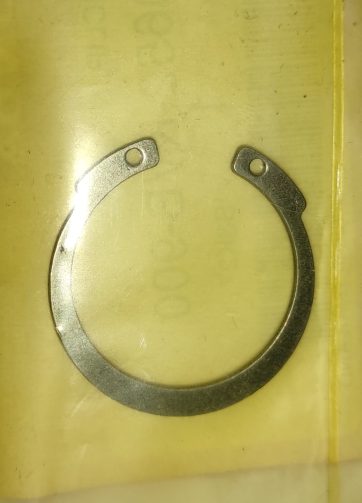 90652KVB900 ANELLO ELASTICO SICUREZZA INTERNO 32MM