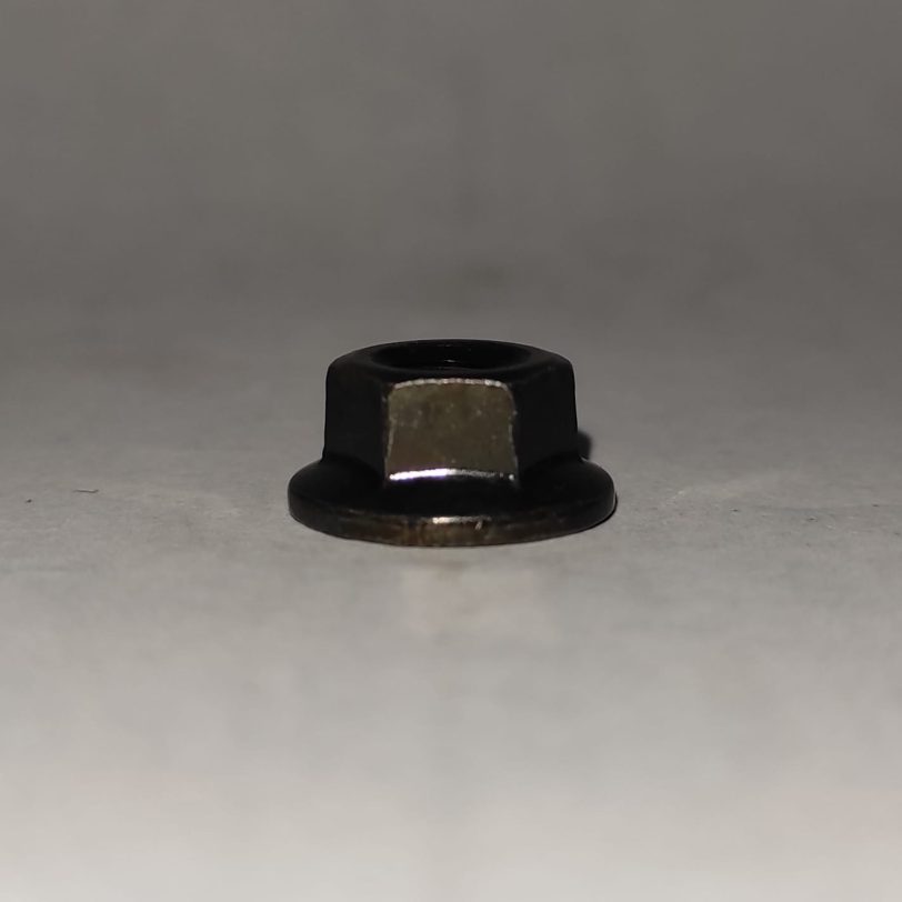 9405005070 DADO FLANGIATO 5MM