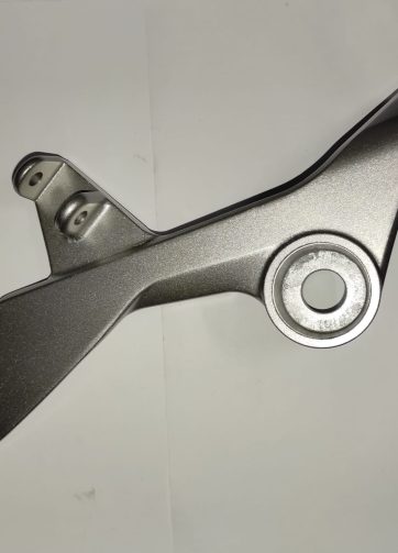50700MBG000ZA SUPPORTO PEDANA PRINCIPALE S. *NH295M *