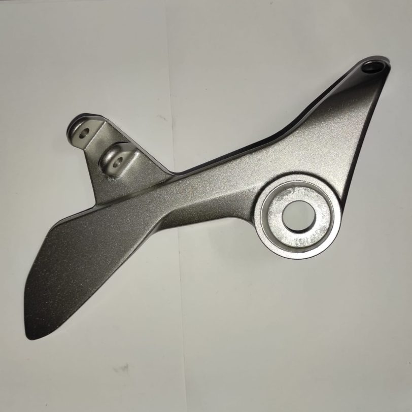 50700MBG000ZA SUPPORTO PEDANA PRINCIPALE S. *NH295M *