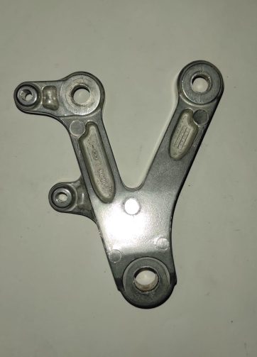 50700MCJ750 SUPPORTO PEDANA PRINCIPALE S.