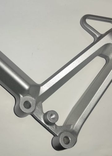 50760MBW000ZA SUPPORTO PEDANA POGGIAPIEDI S. *NH35M *