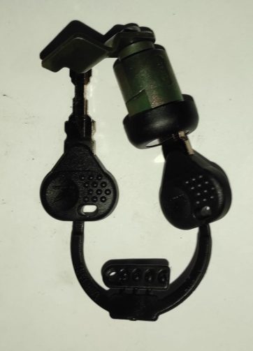 64210KEY900 ASS. LUCHETTO SPORTELLO TASCA