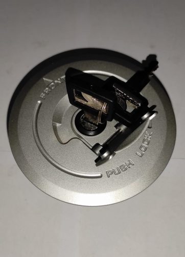 17620MN4007 CAPPELLO COMP. BOCCHETTONE DI RIEMPIMENTO CARBURANTE