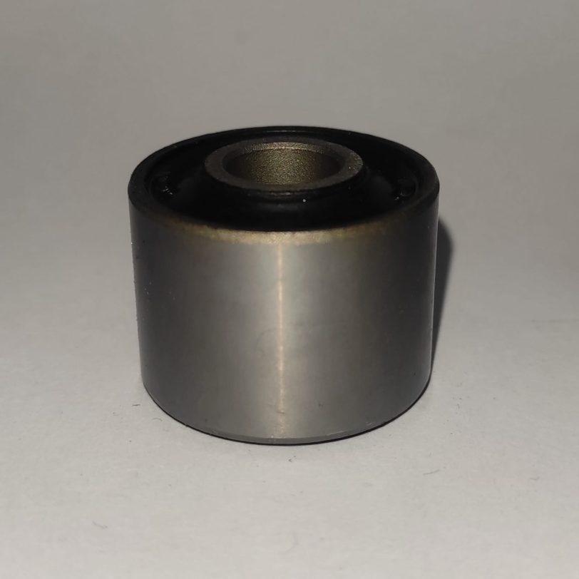 11103KVB901 BUSSOLA GOMMA SUPPORTO PENDENTE MOTORE (HOKUSHIN)