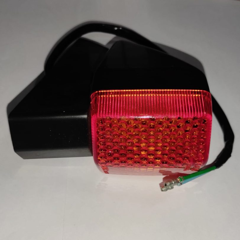 33600MM5601 ASS. INDICATORE DI DIREZIONE POST. D. (12V 21W)