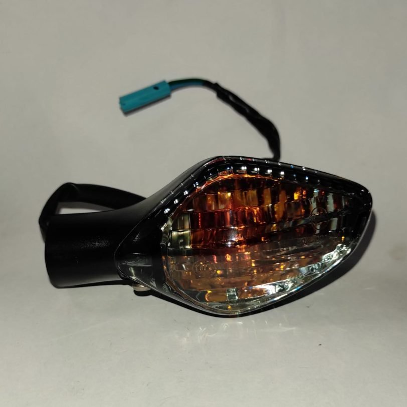 33600MKAD81 ASS. INDICATORE DI DIREZIONE POST. D. (12V 21W)