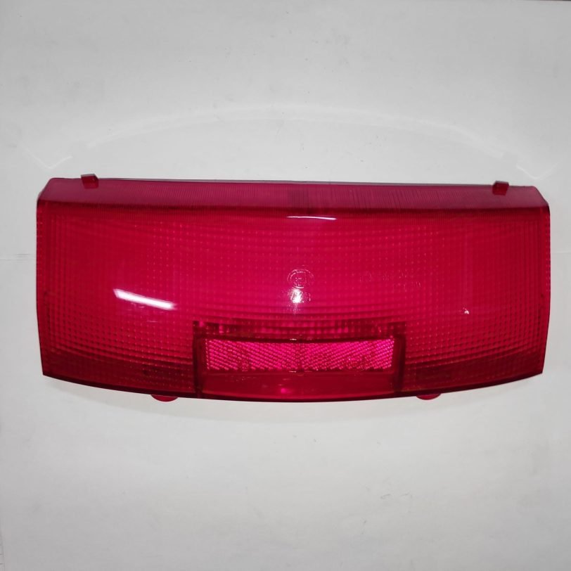 33702GAV700 LENTE FANALE POST.