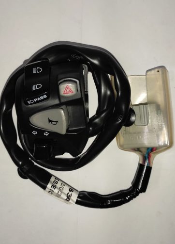 35200MKAD82 ASS. INTERRUTTORE INDICATORE DIREZIONE
