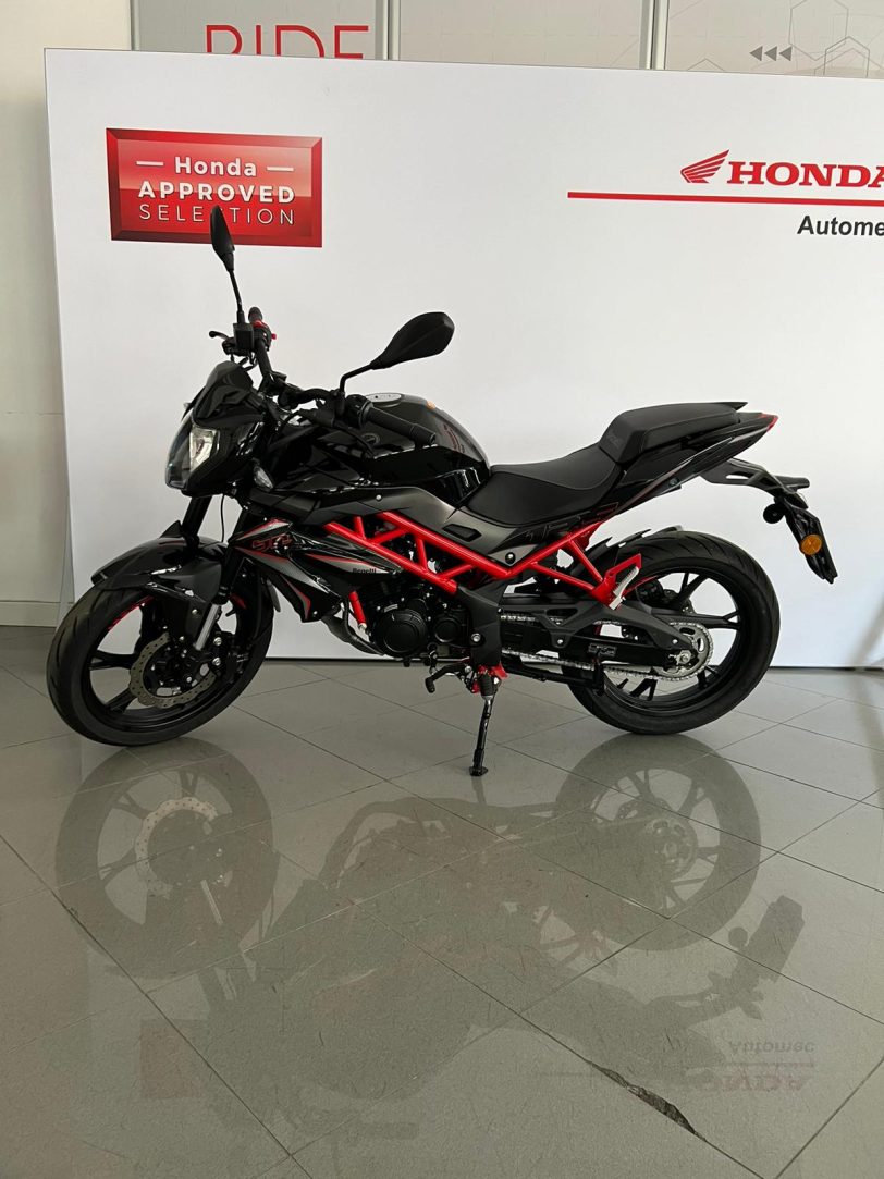 BENELLI BN 125 - immagine 4