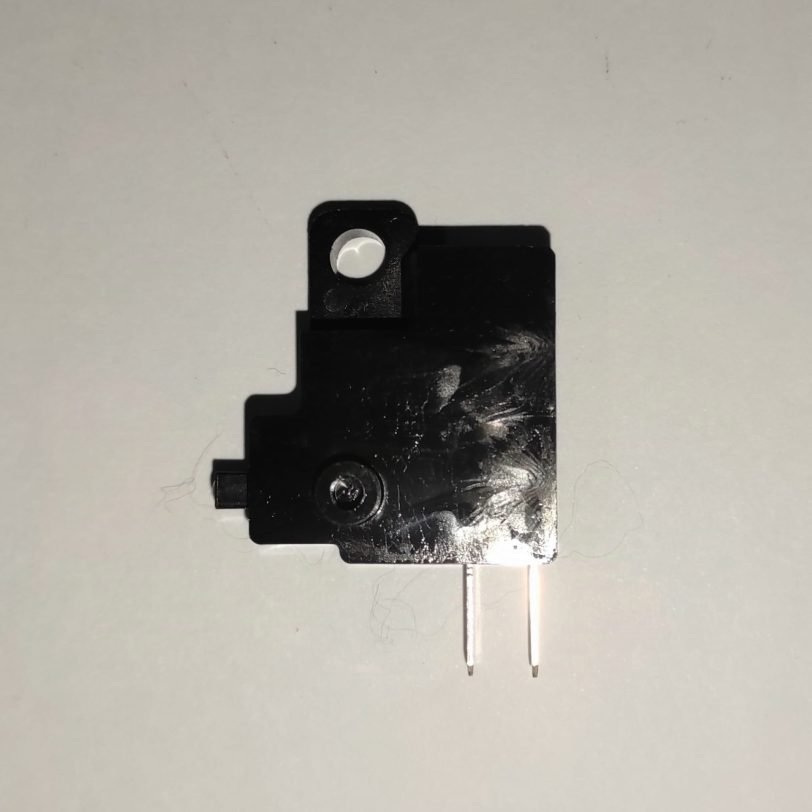35340MA5671 ASS. INTERRUTTORE STOP ANT. - immagine 2