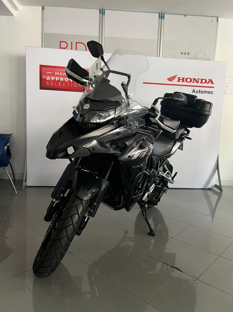 BENELLI TRK 500 X