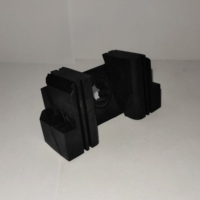 17613MBL610 TAMPONE POST. SERBATOIO CARBURANTE