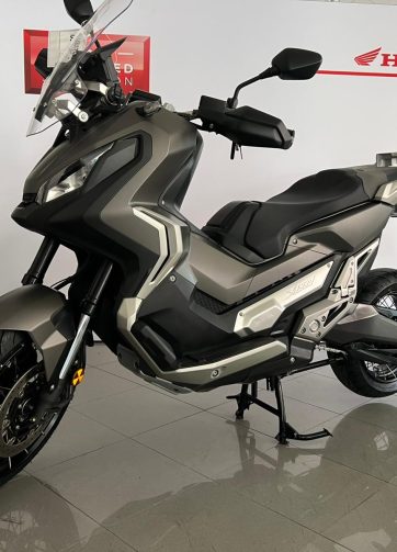 HONDA X-ADV 750