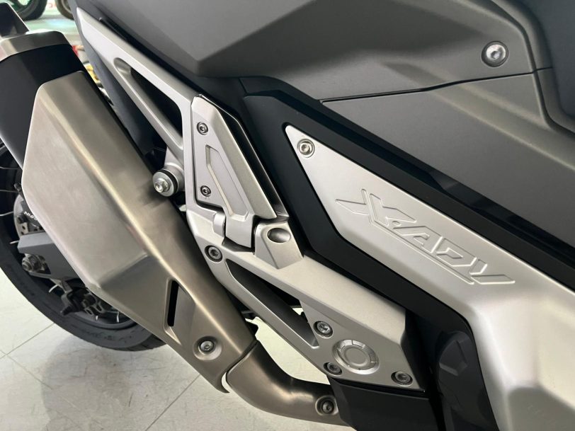 HONDA X-ADV 750 - immagine 7