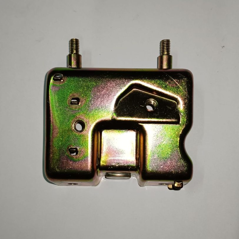50135GS7000 SUPPORTO DI FISSAGGIO COPERCHIO ANT.