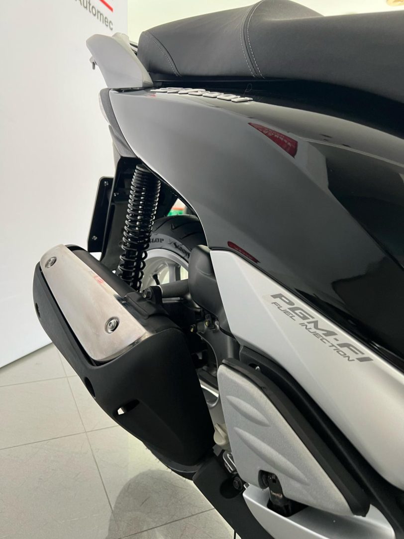 HONDA SH 300 - immagine 5