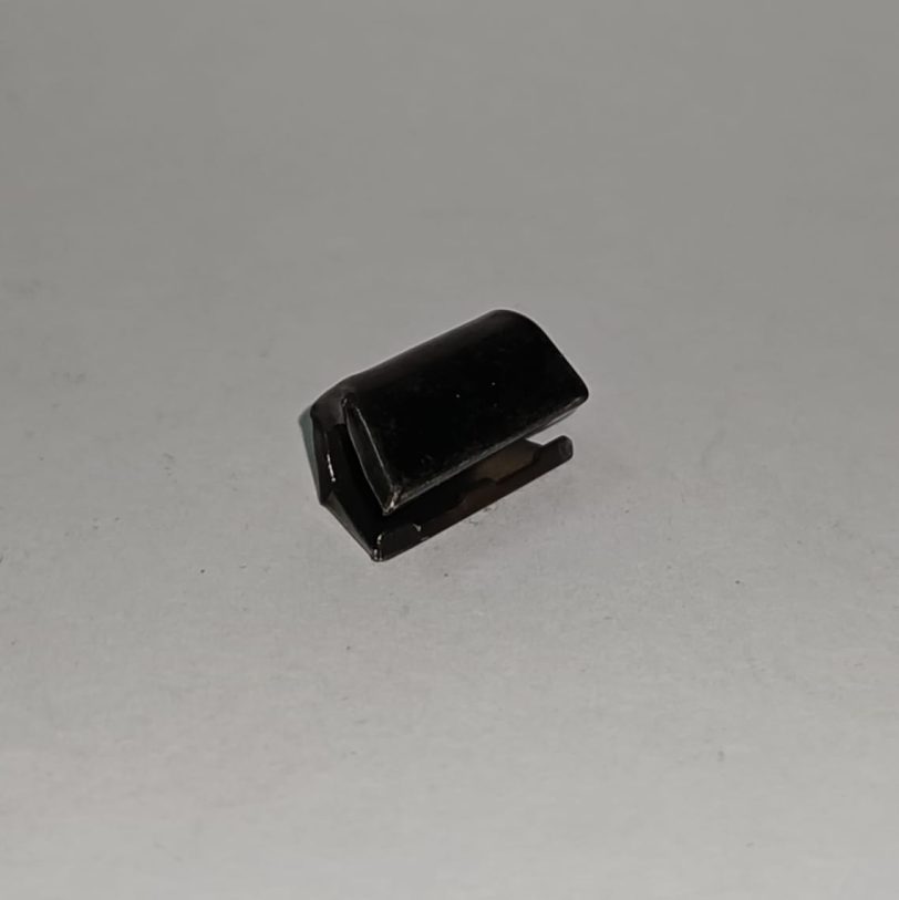 64102MA3720 GRAFFA ZOCCOLO PARABREZZA