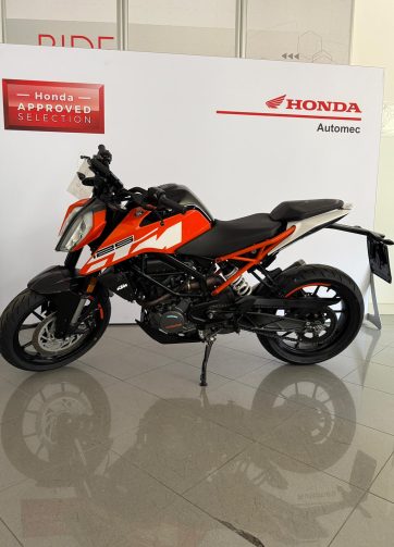 KTM DUKE 125