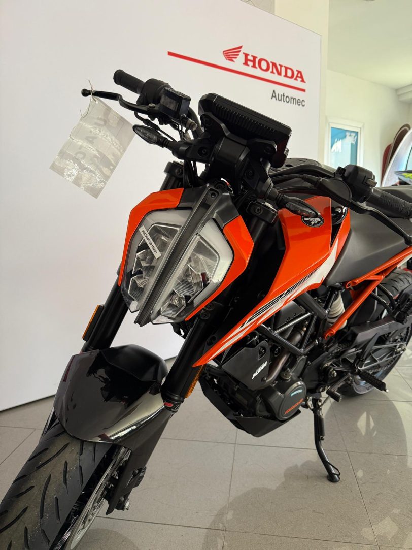 KTM DUKE 125 - immagine 6