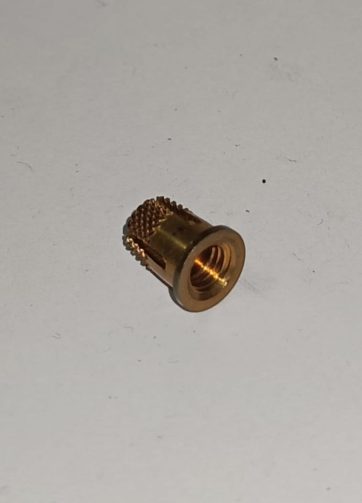 90316MJ1000 DADO D'INSERIMENTO 5X0.8