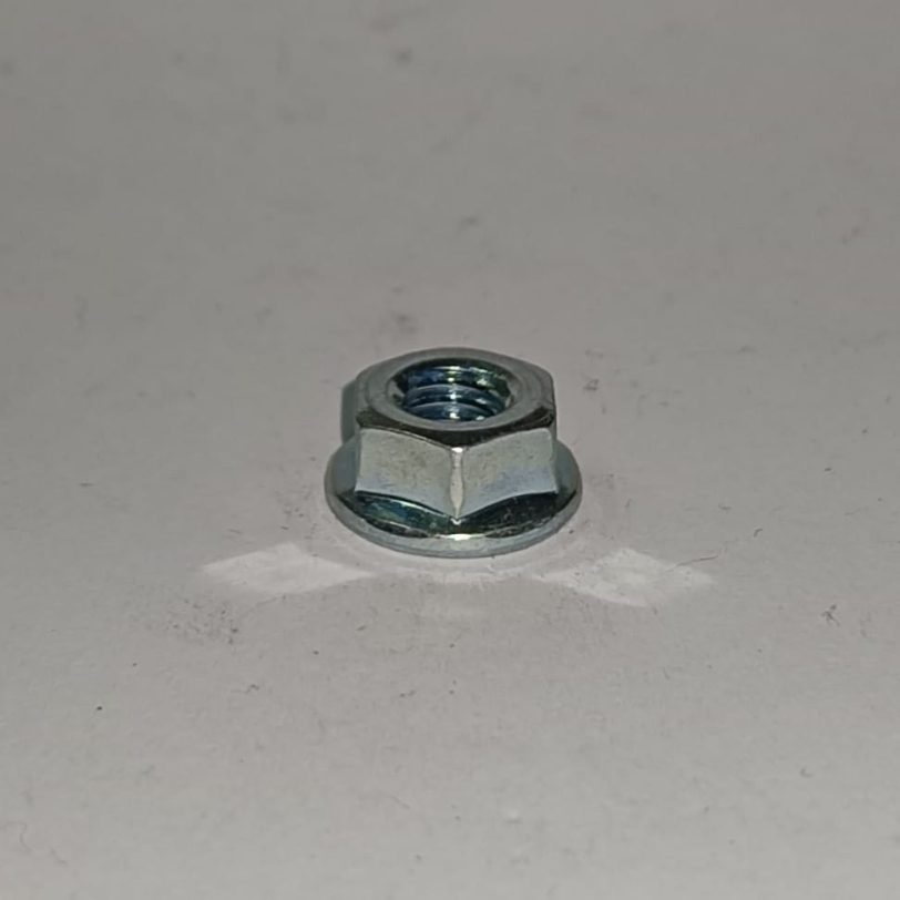 9405006000 DADO FLANGIATO 6MM
