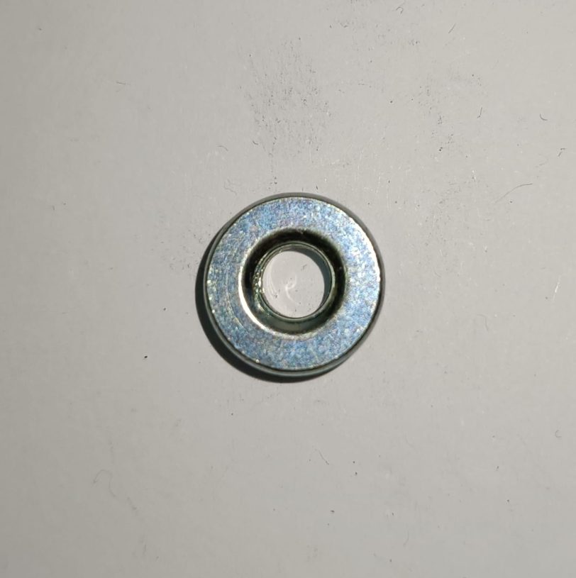 9405006000 DADO FLANGIATO 6MM - immagine 4