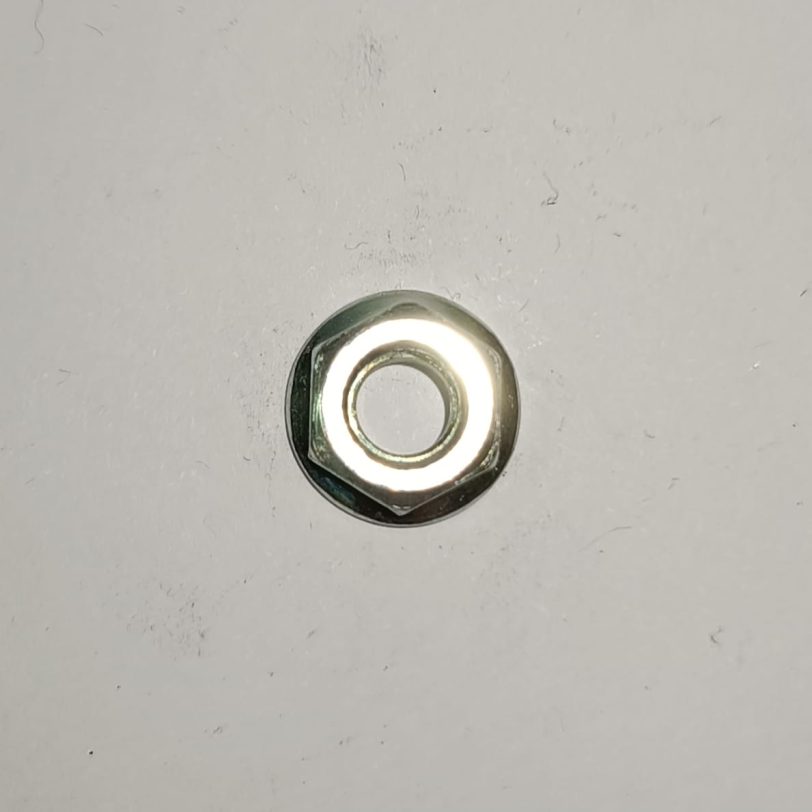 9405006000 DADO FLANGIATO 6MM - immagine 3