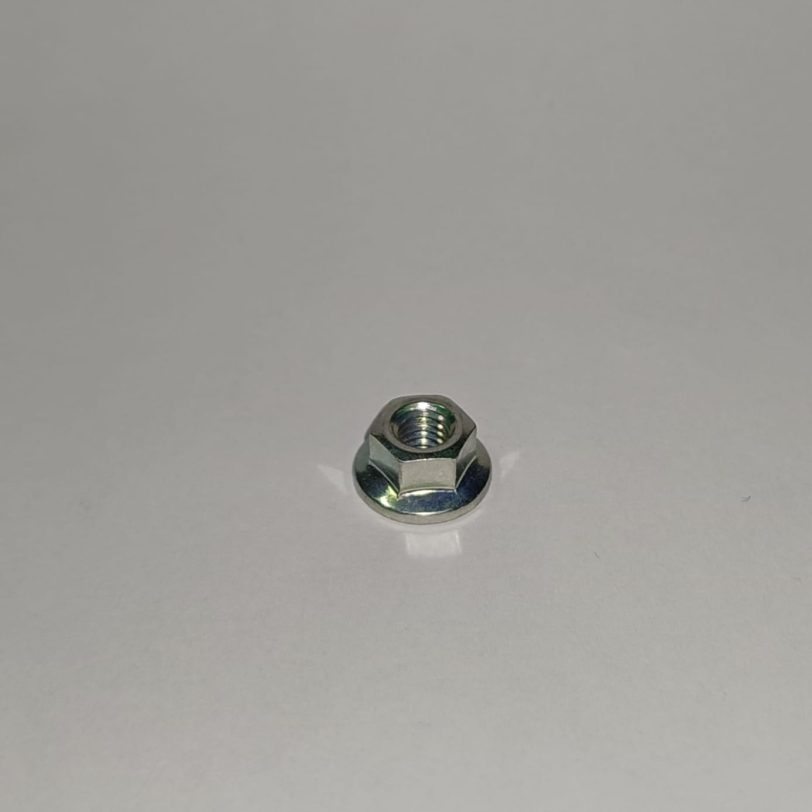 9405005000 DADO FLANGIATO 5MM