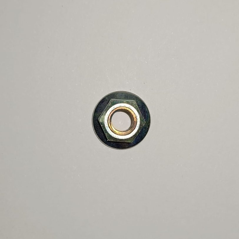 9405005000 DADO FLANGIATO 5MM - immagine 2