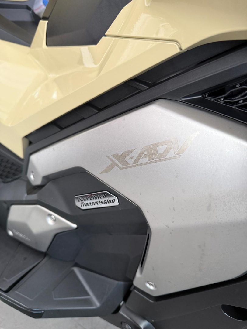HONDA X-ADV 750 - immagine 3