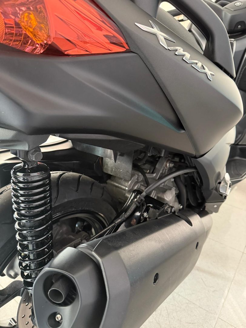 YAMAHA X-MAX 300 - immagine 5