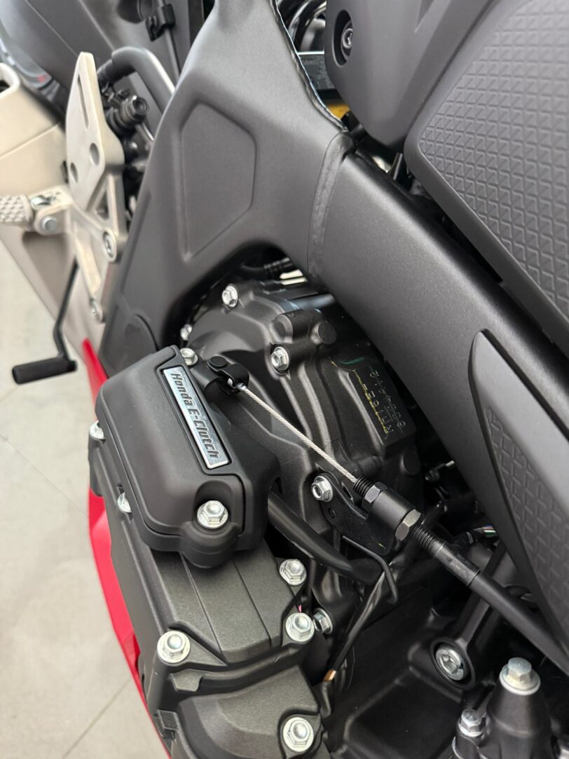 HONDA CBR 650 R E-CLUTCH - immagine 5