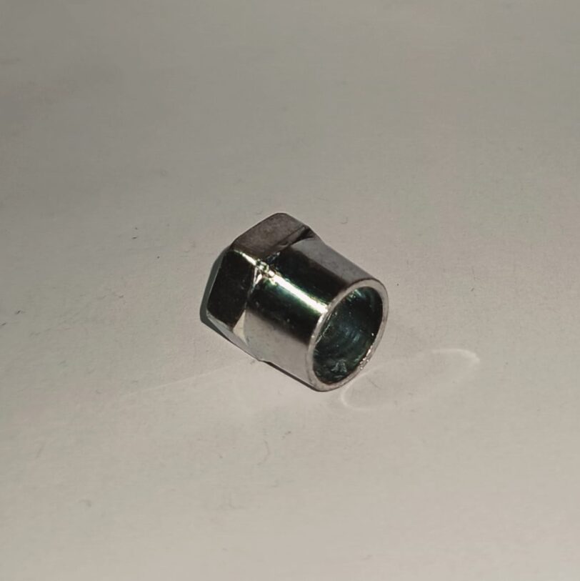 90315GCGW40 DADO SPECIALE 8MM (FILO SINISTRO) - immagine 2
