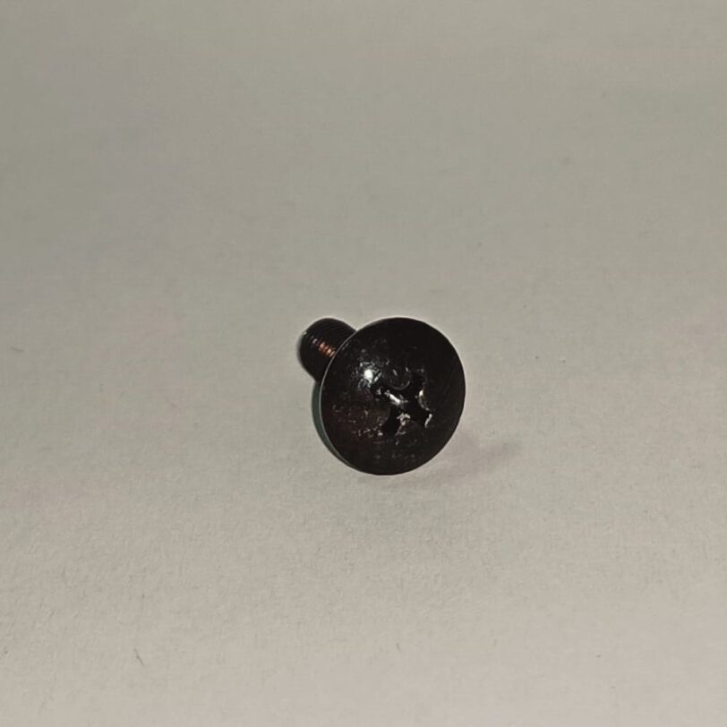 90150MBG000 VITE CON TESTA A BOTTONE 5X15