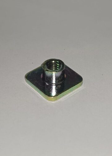 90302MEE000 DADO SPECIALE 6MM