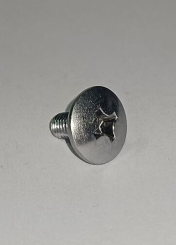 90104K04930 VITE SPECIALE 5MM