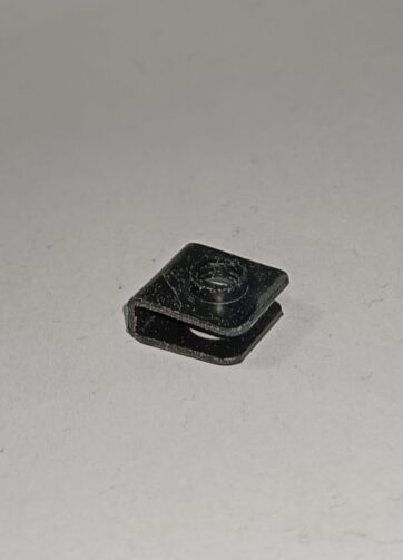 90312MT3000 DADO A MORSETTO 5MM
