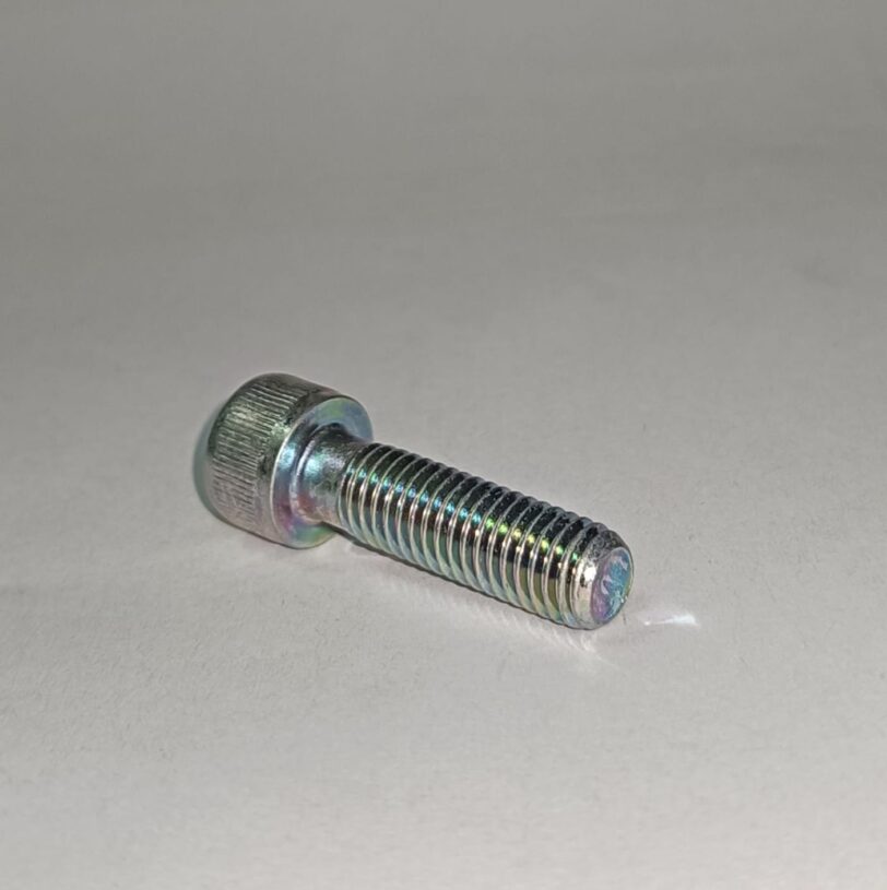966000802810 BULLONE A ESAGONO INCASSATO 8X28 - immagine 2