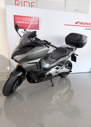 HONDA FORZA 750