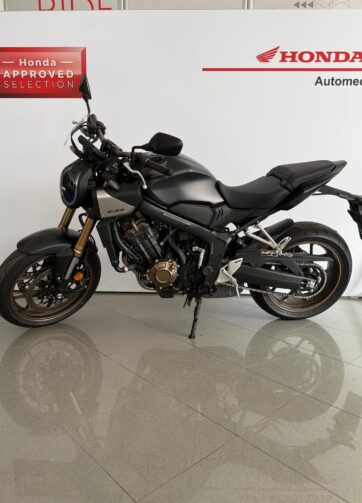 HONDA CB 650 R E-CLUTCH - DEMO